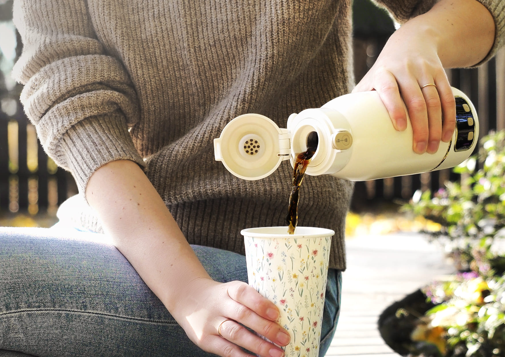 Neno Savia – przenośny podgrzewacz